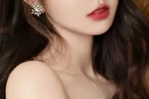 知名网红坑骗粉丝穿真货卖假货被曝光后解释自己是不小心的