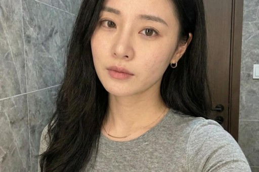 原创巨星翻车、流量假唱、生图奇怪5台跨年晚会各有各的“精彩”